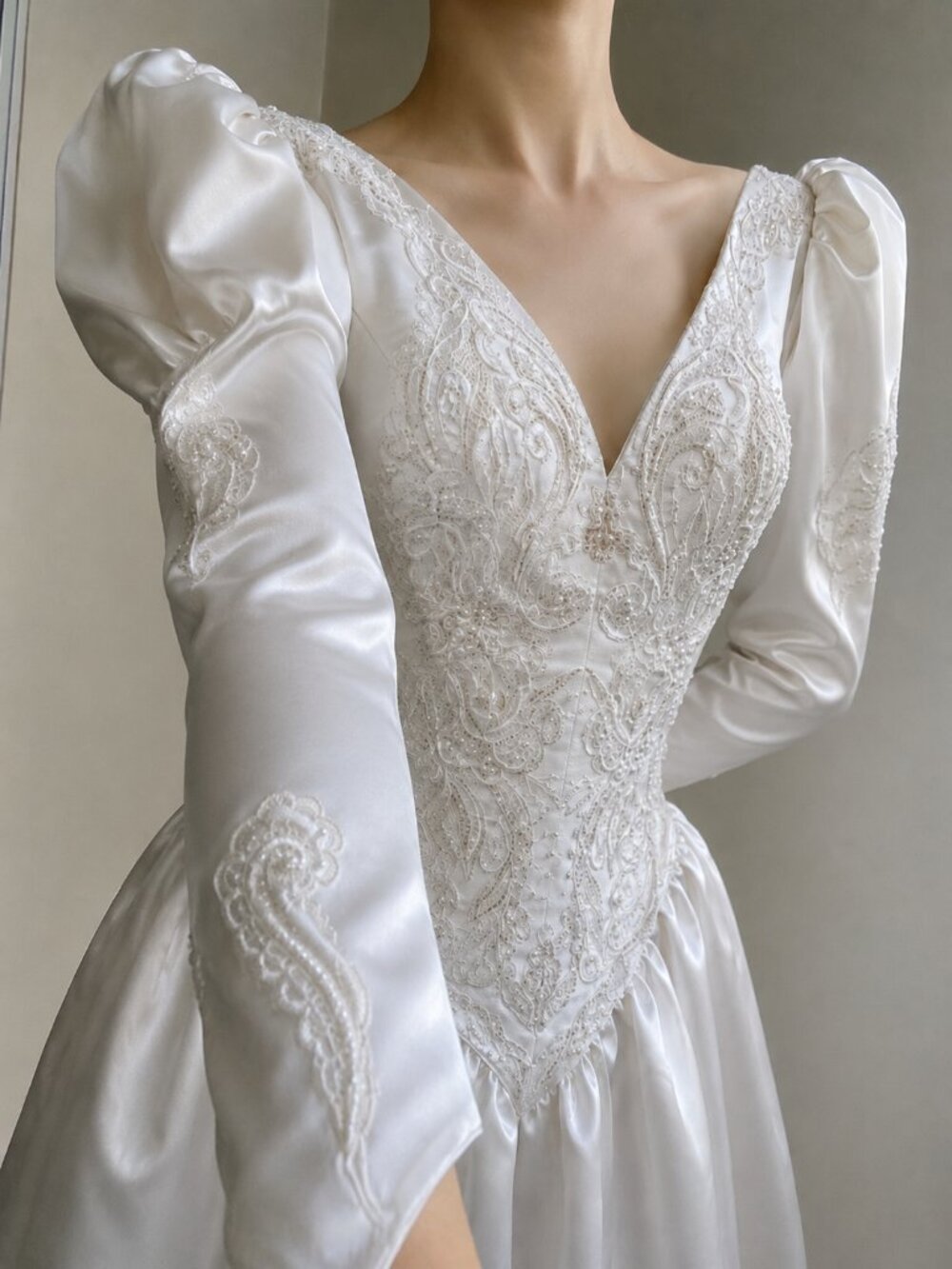 Vintage 80's Wedding Gown Bow Floor Length Train Bride Puff Sleeve